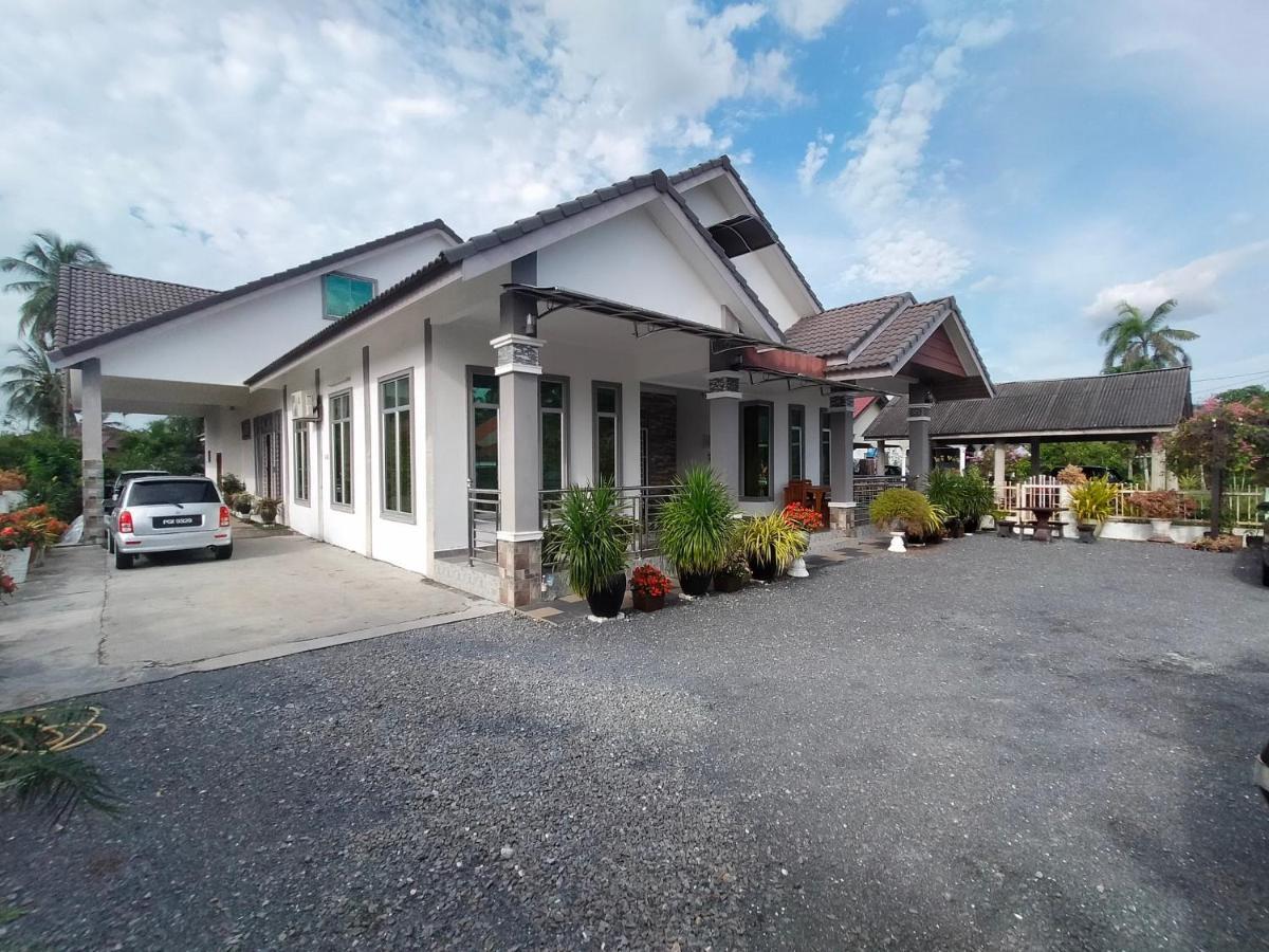 Oyo Home 90388 Homestay Masha Langkawi Esterno foto